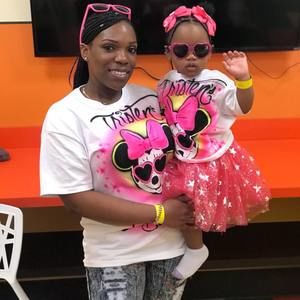 Meet your Posher, Toyika